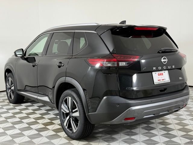 Used 2023 Super Black Nissan SL image 13