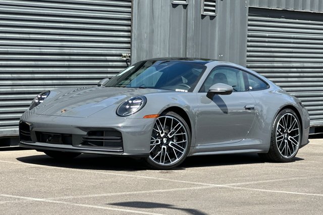 2026 Porsche 911 Carrera
