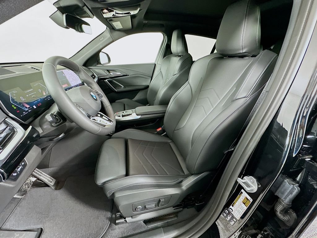 New 2026 Black Sapphire Metallic BMW xDrive28i image 16