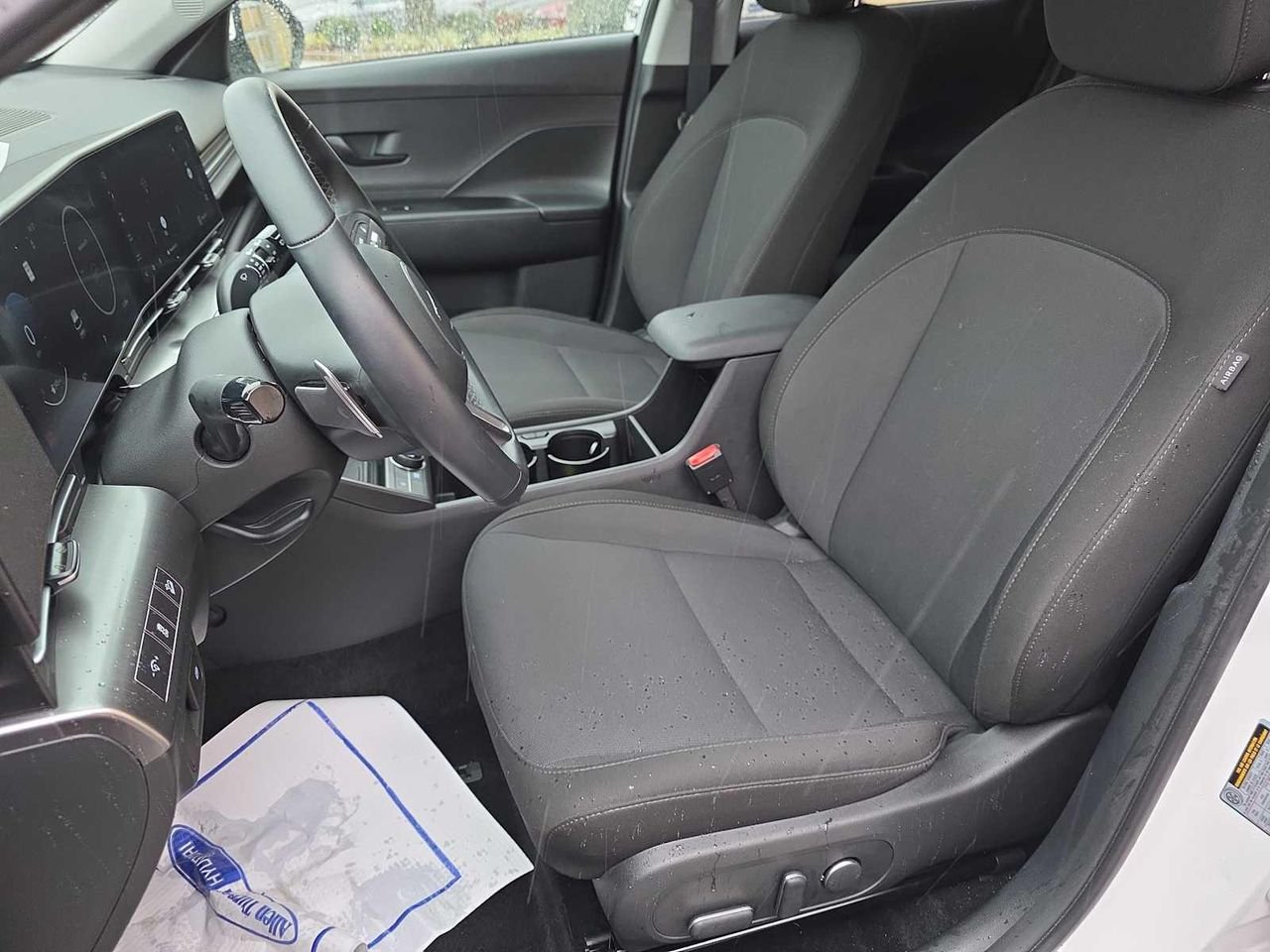 2025 Hyundai Kona SEL Convenience - Photo 17