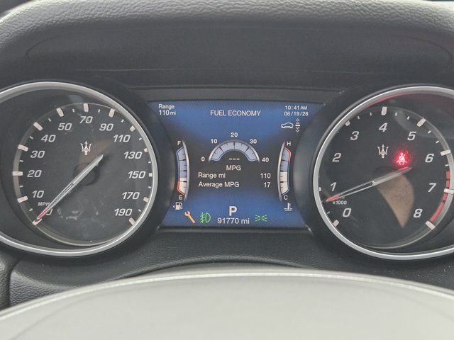 Used 2018  Maserati Base image 17