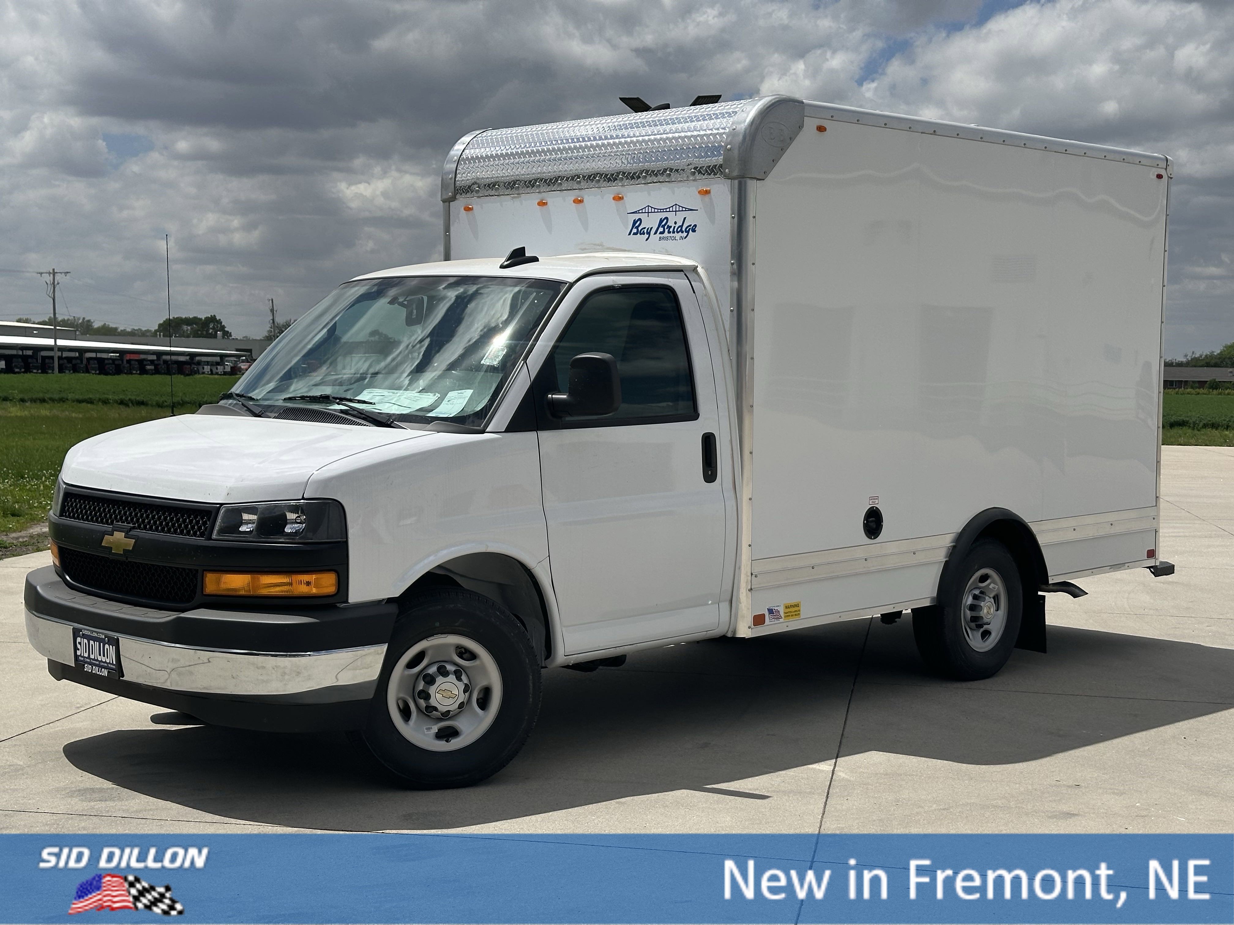 New 2025 Chevrolet Express Cutaway 3500 1WT Regular Wheelbase in