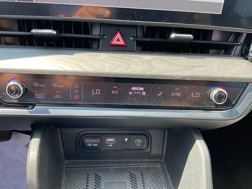 Certified Used 2024 Sapphire Blue Kia X-Line image 22
