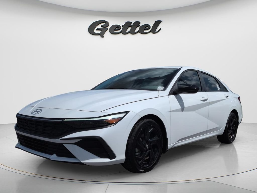 Certified Used 2026 White Hyundai SEL Sport image 1