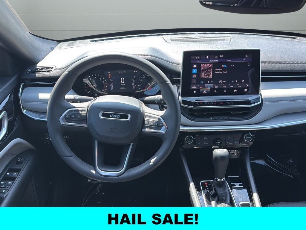 Used 2023 White Jeep Limited image 12