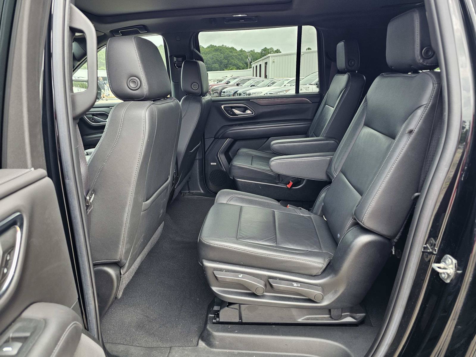 Used 2022 Black Chevrolet Z71 image 32