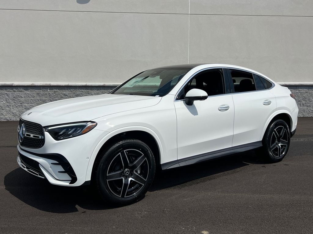 New 2026 Polar White Mercedes-Benz GLC 300 image 1