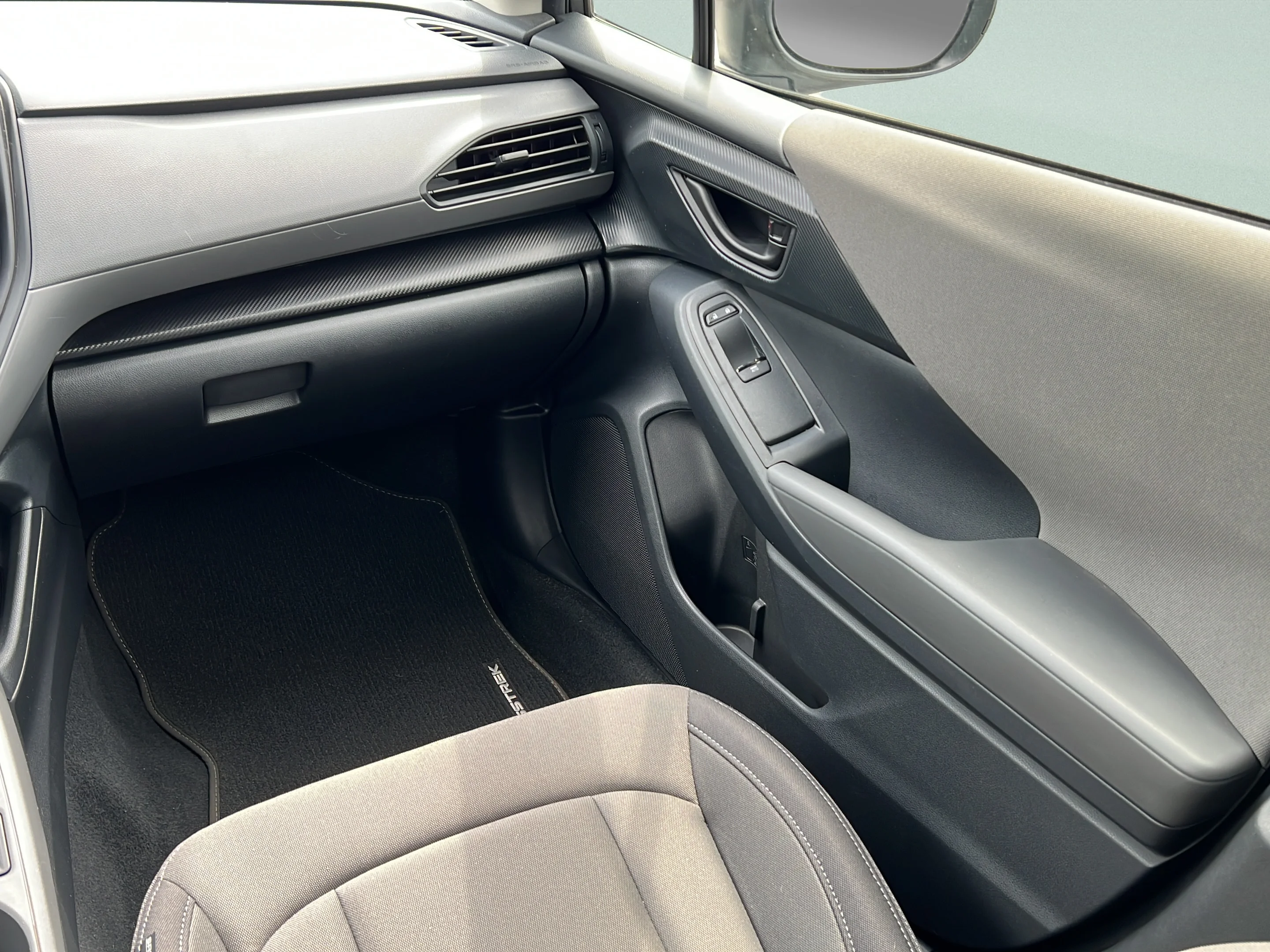 Used 2024 Crystal White Pearl Subaru Base image 13