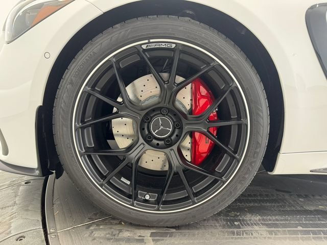 New 2026 MANUFAKTUR Moonlight White Metallic Mercedes-Benz AMG® CLE 53 4MATIC+ Coupe image 64