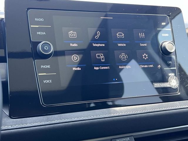 New 2026 Black Volkswagen 1.5T SE Black image 13