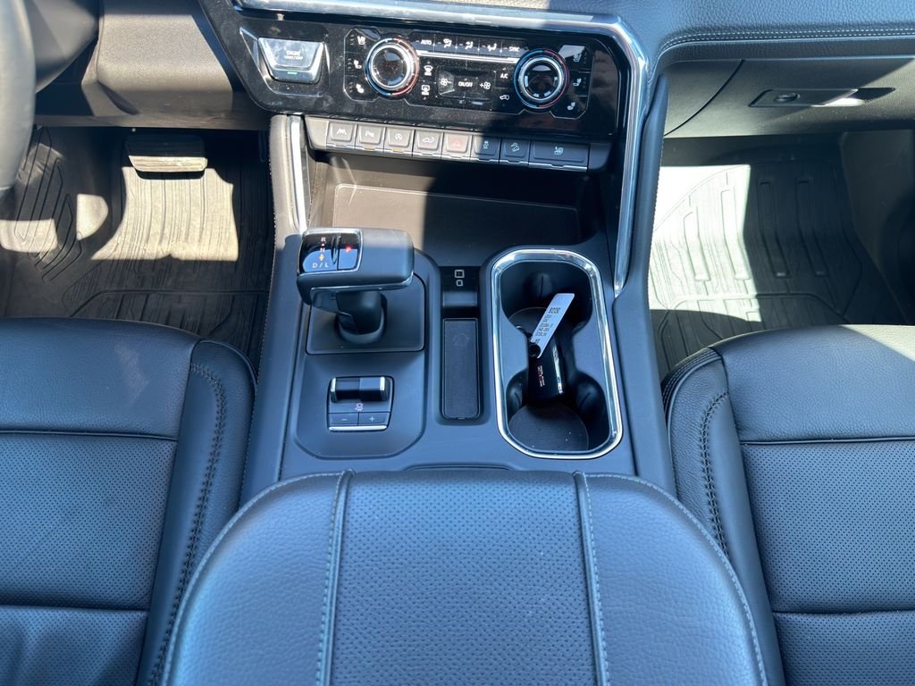 Used 2024 Silver GMC Denali image 14