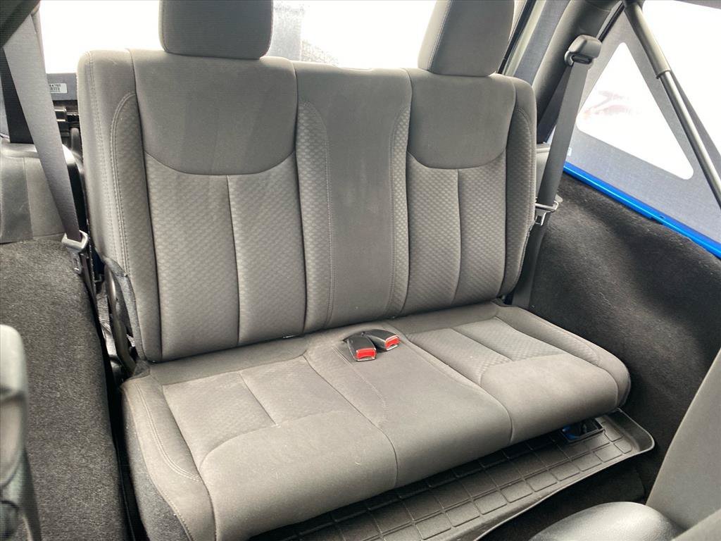 Used 2016 Hydro Blue Pearlcoat Jeep Sport image 22