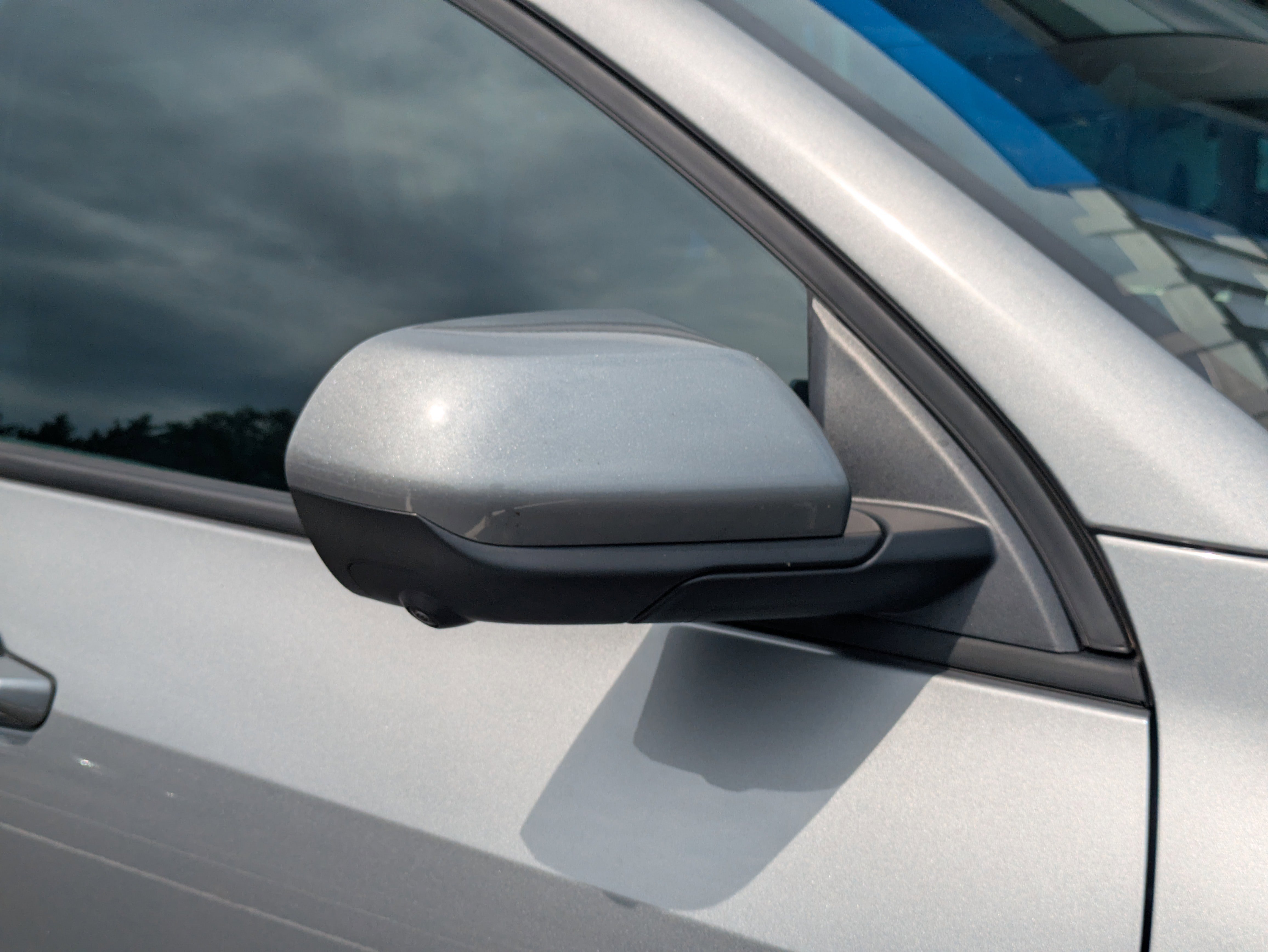 Used 2026 Sterling Gray Metallic Chevrolet FWD LT image 17