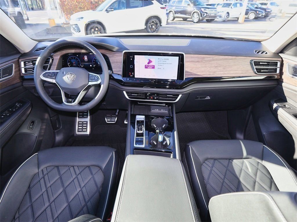 2026 Volkswagen Atlas SEL Premium R-Line - Photo 19