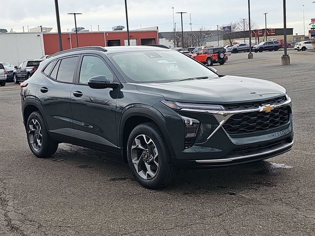 2026 Chevrolet Trax LT - Photo 10