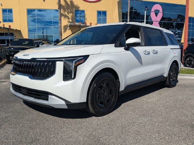 New 2027 White Kia LXS image 2