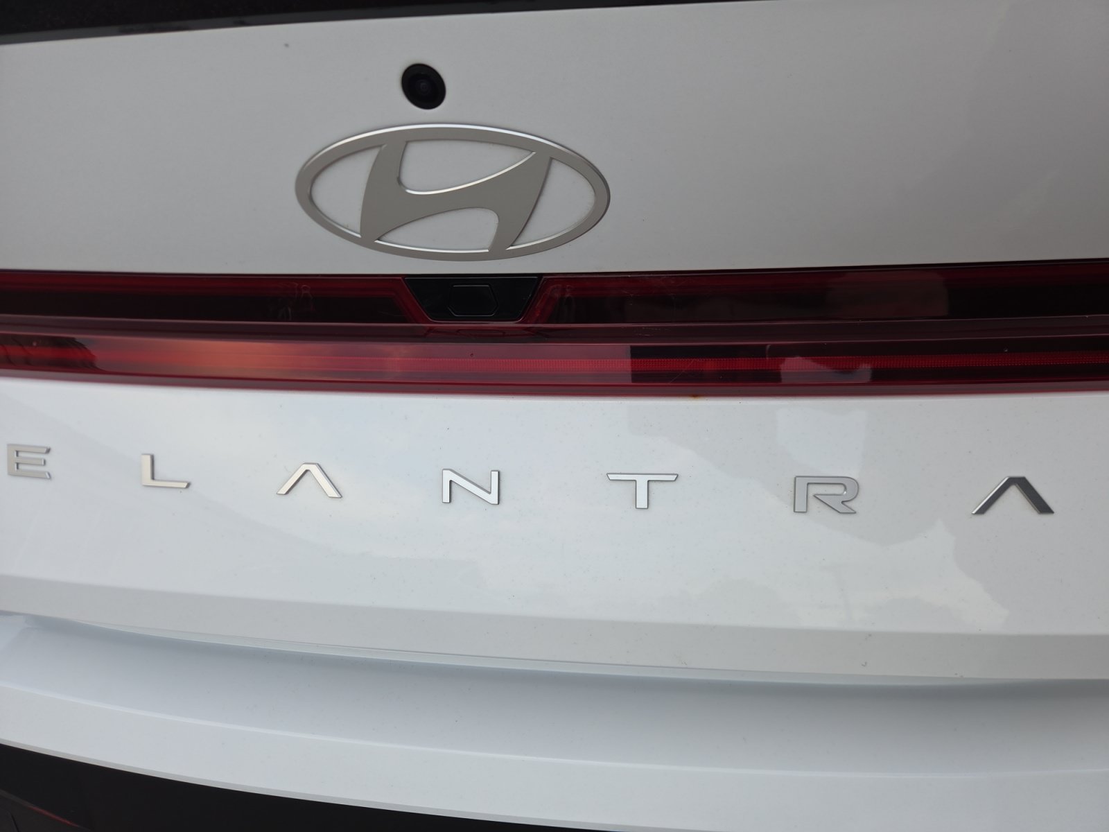 2025 Hyundai Elantra Blue - Photo 16