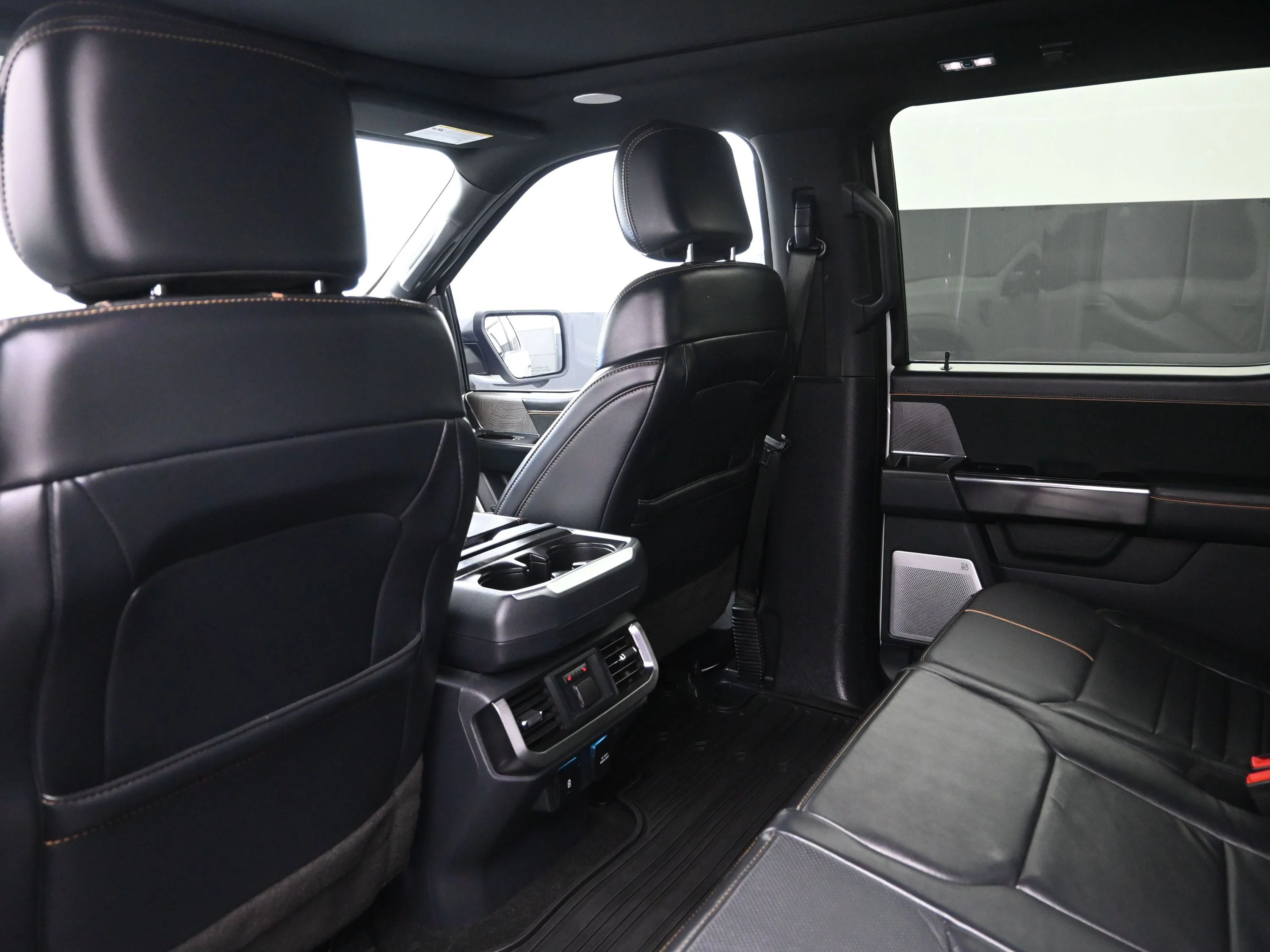 2022 Ford F-150 Platinum - Photo 10