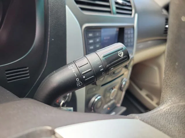 Used 2015 Black Ford Base image 25