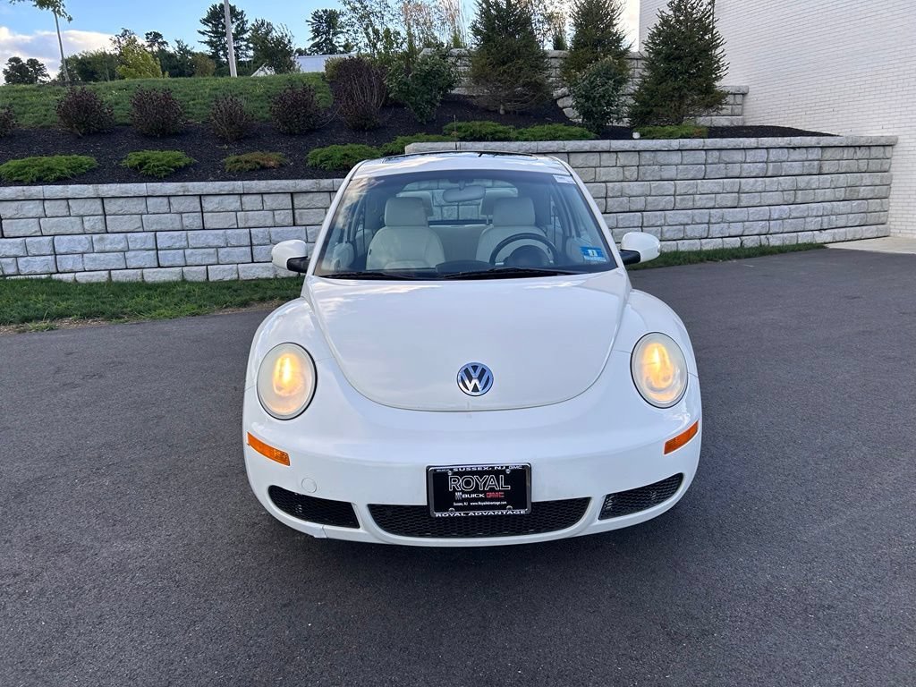 Used 2008 Volkswagen New Beetle Triple White with VIN 3VWFG31CX8M519787 for sale in Sussex, NJ