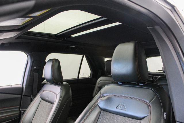 Used 2022 Green Ford Timberline image 27