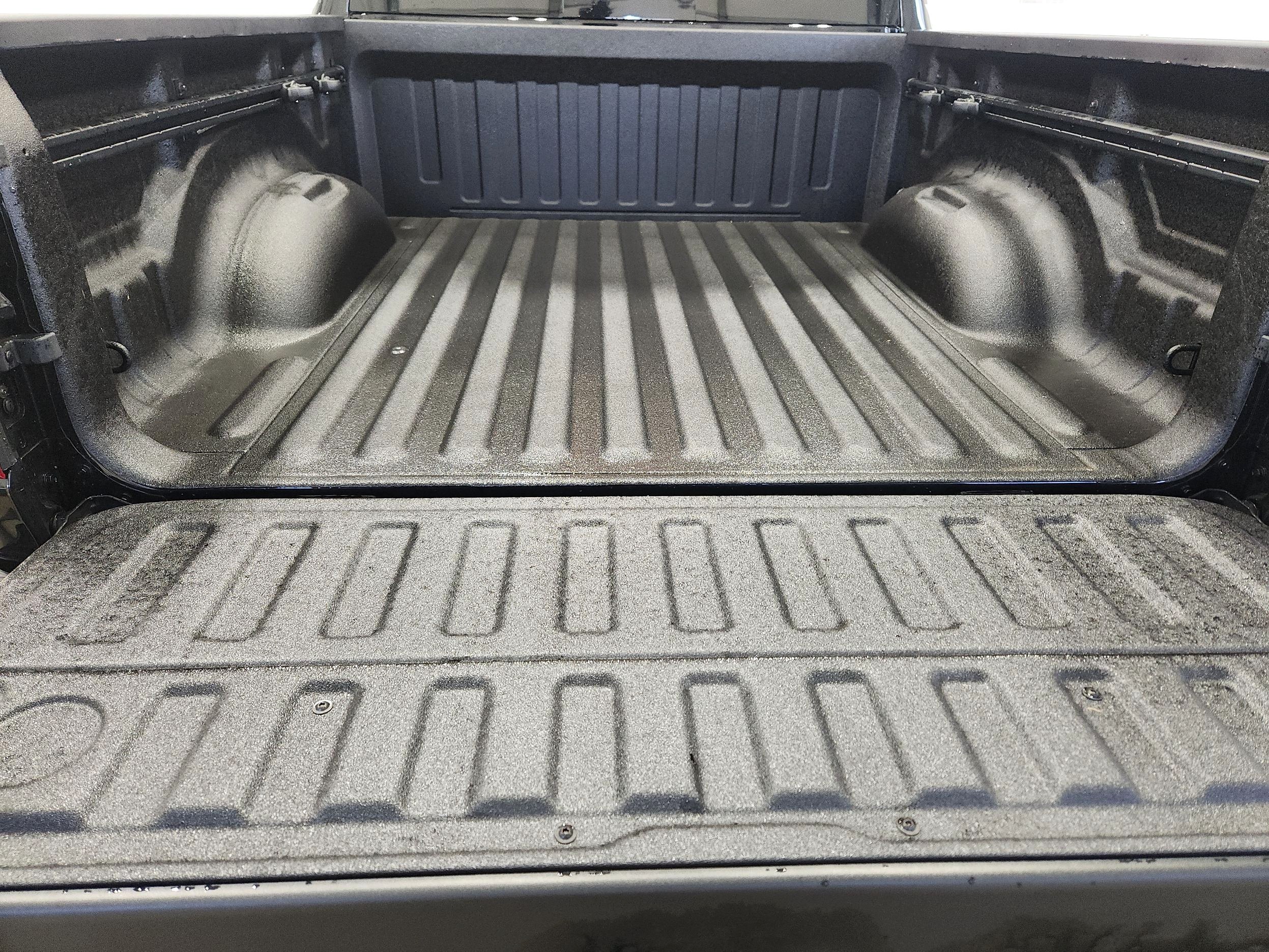 Used 2024 Black Ram Laramie image 12