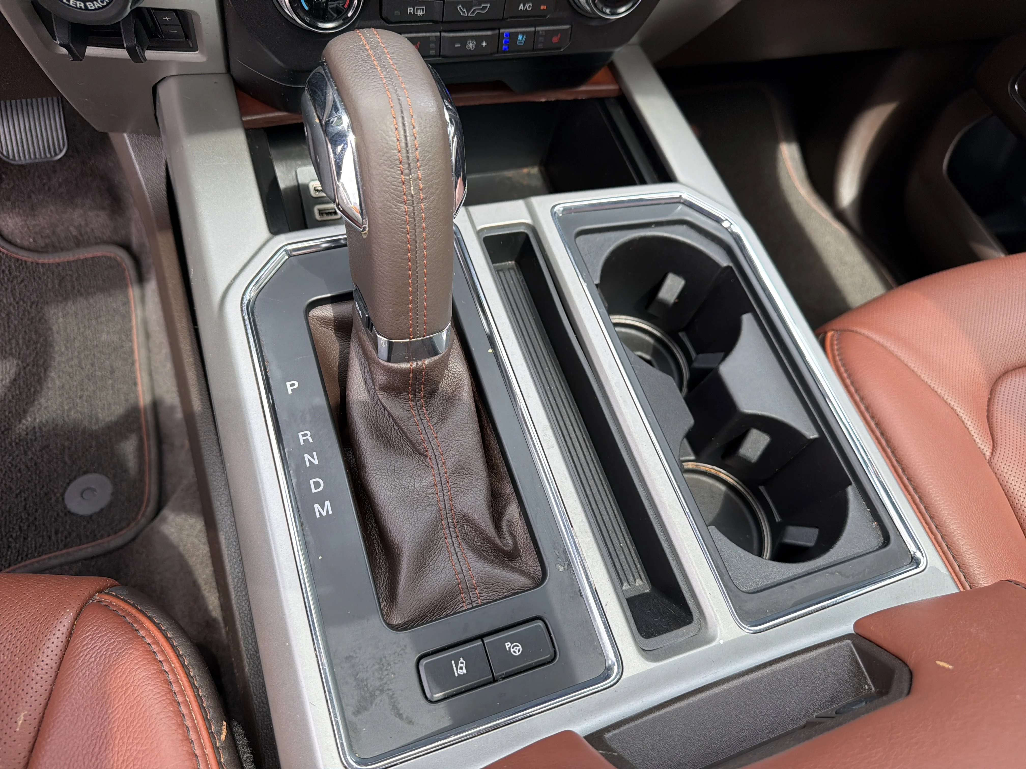 Used 2018 White Gold Ford King Ranch image 27
