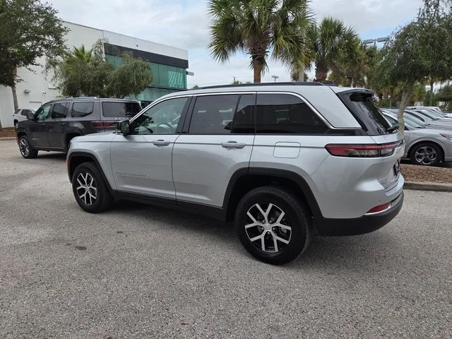 Certified Used 2024 Silver Jeep Limited image 10