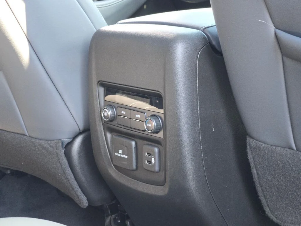Used 2024 Black Buick Essence image 12