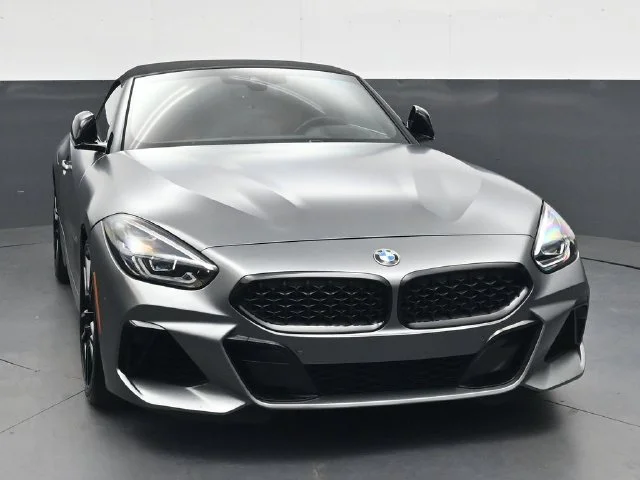 Used 2021 Gray BMW sDrive M40i image 11