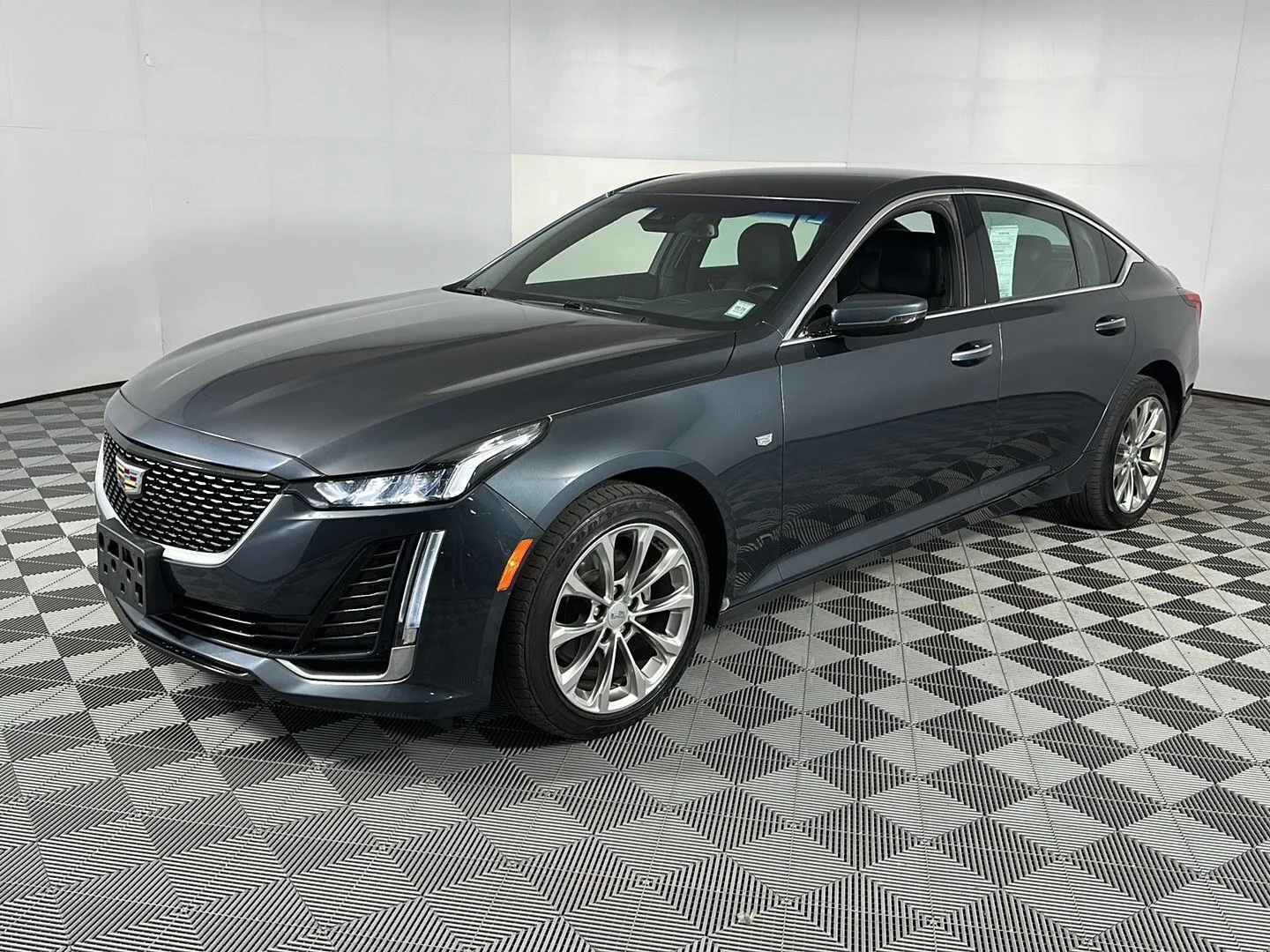 Used 2021 Shadow Metallic Cadillac Premium Luxury image 24