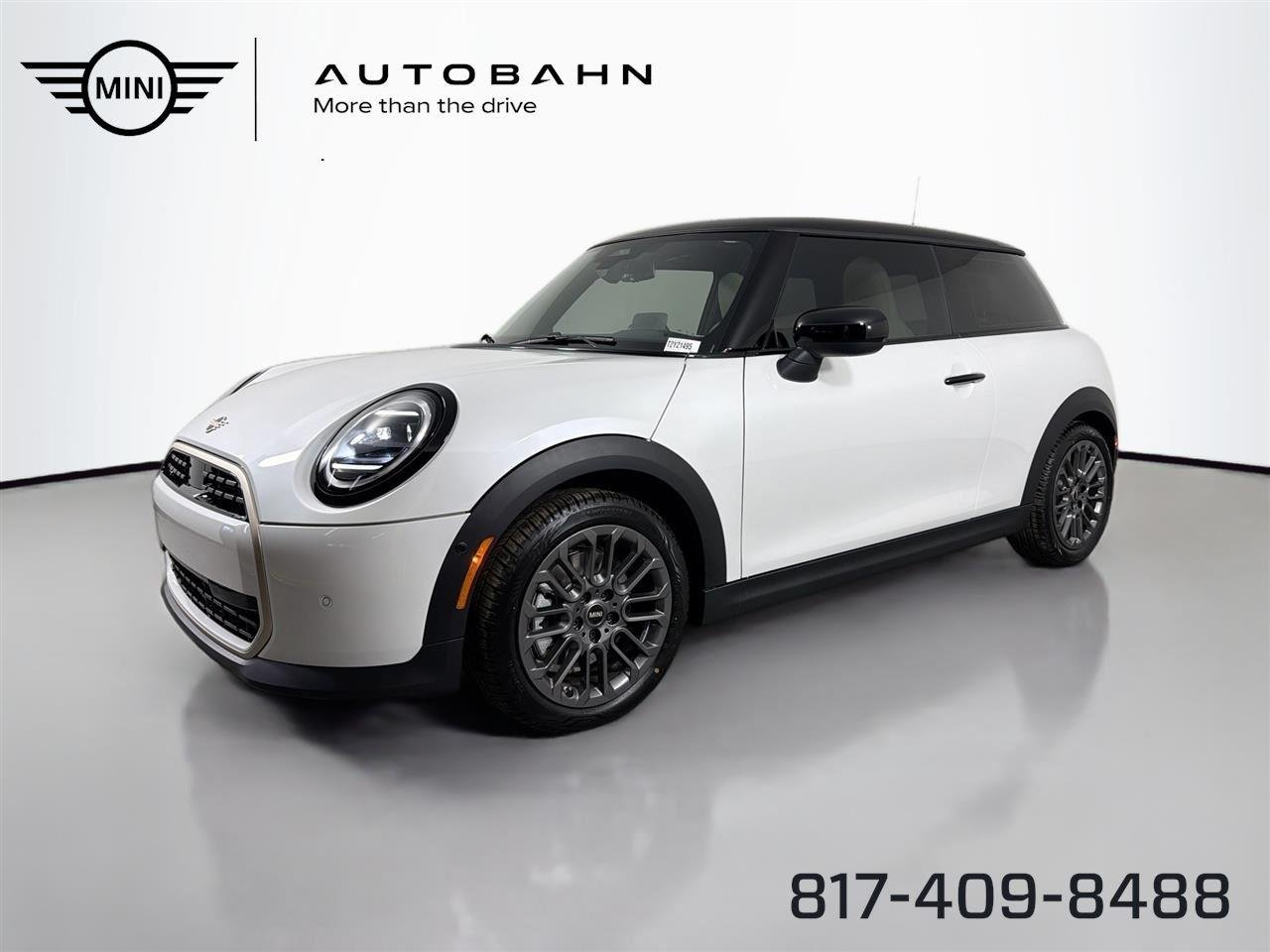 2026 MINI Hardtop's photo