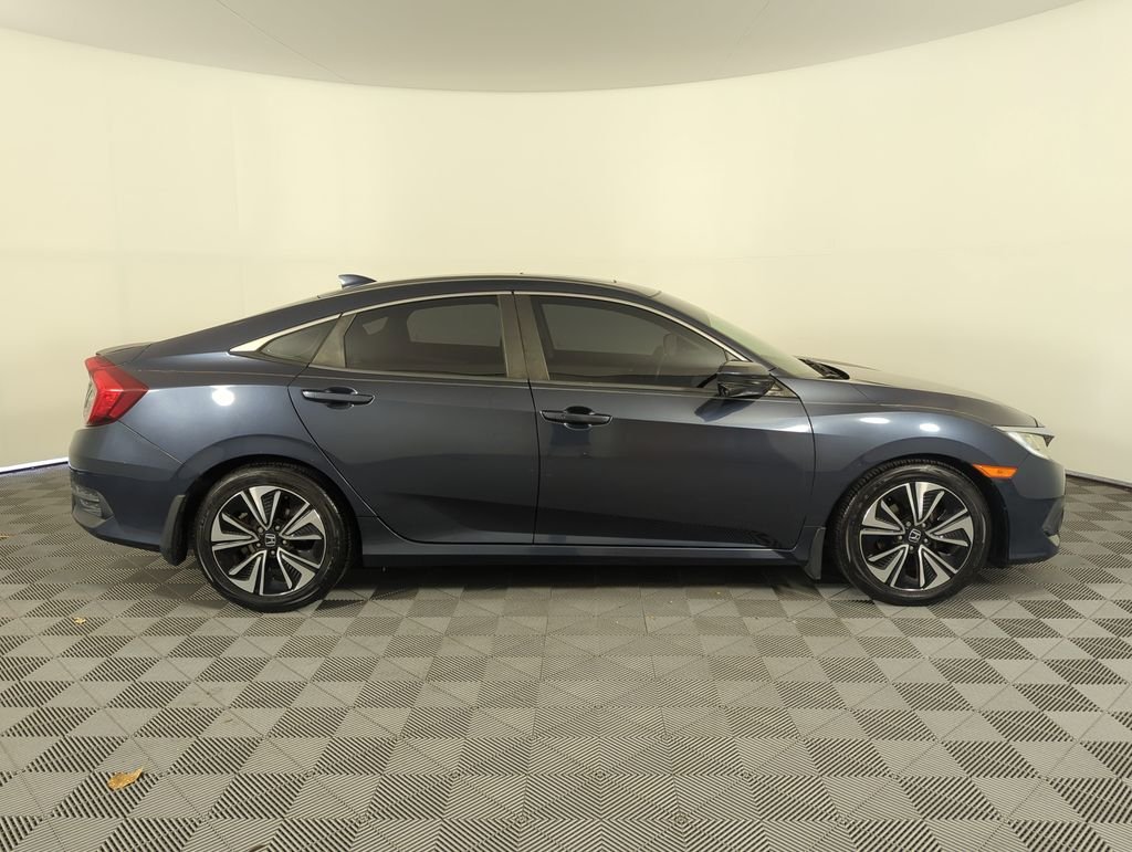 Used 2017  Honda EX-L image 8
