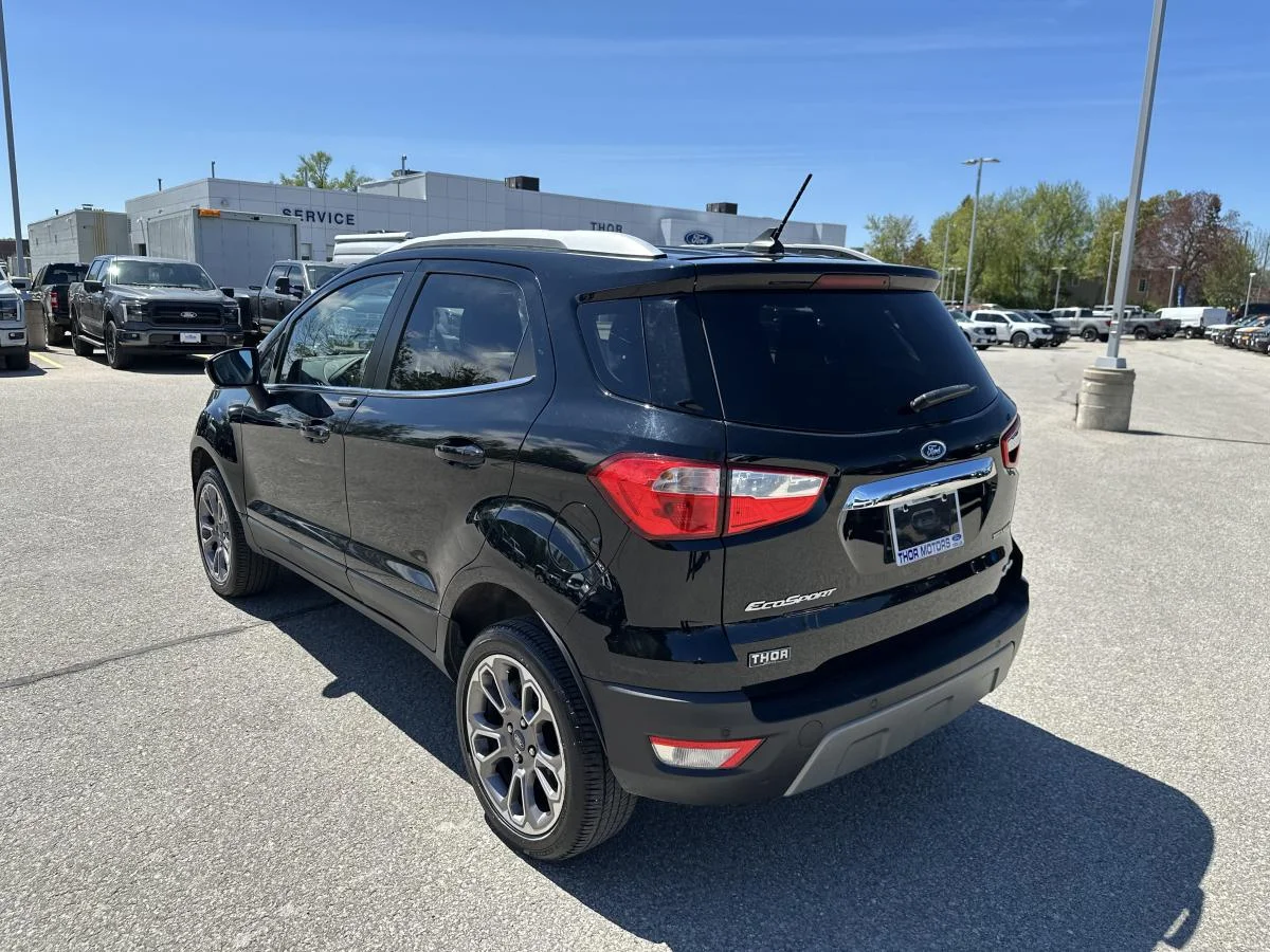 Used 2022 Black Ford Titanium 4wd image 8