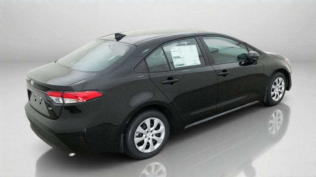 New 2027 Inked Toyota LE image 9