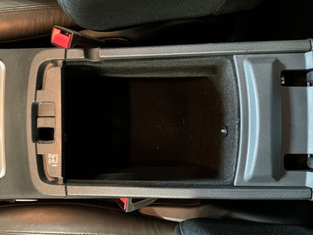 Used 2019 Gray Jeep Limited image 24