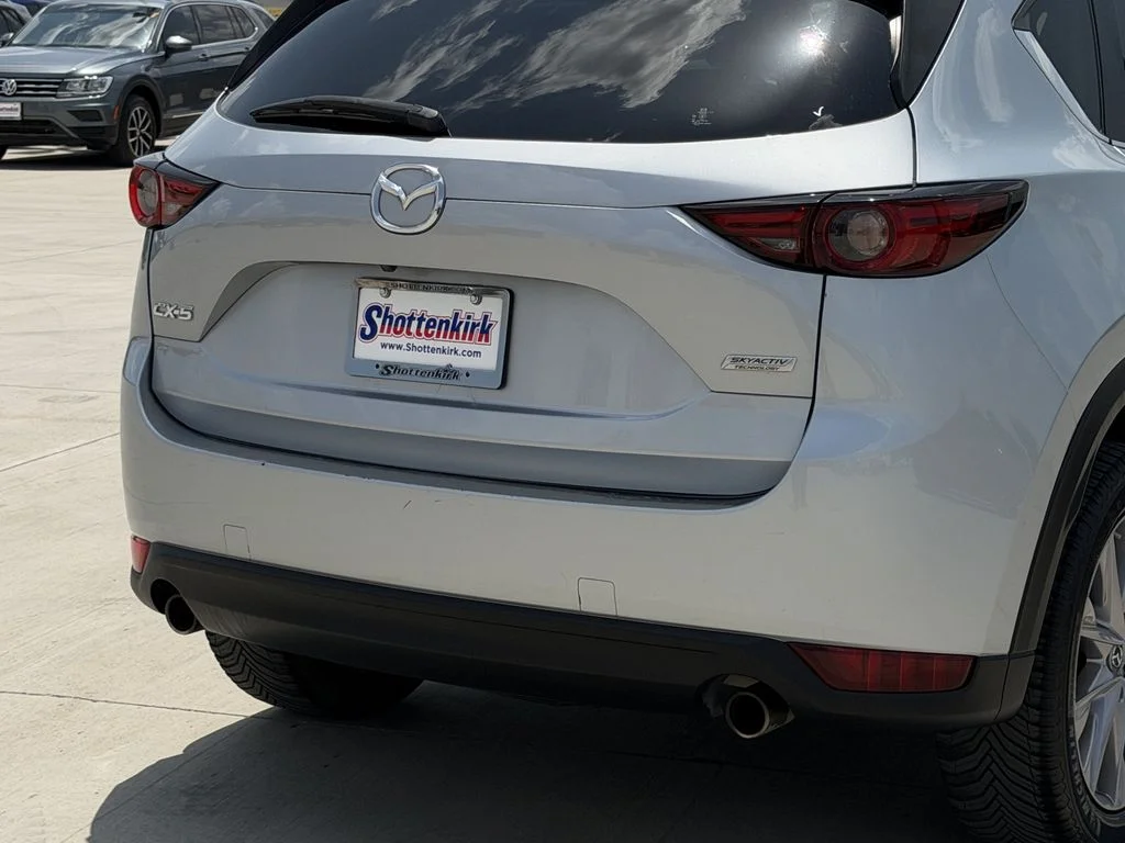 Used 2019 Silver Mazda Grand Touring image 6