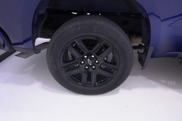 Used 2023 Northsky Blue Metallic Chevrolet Custom image 6