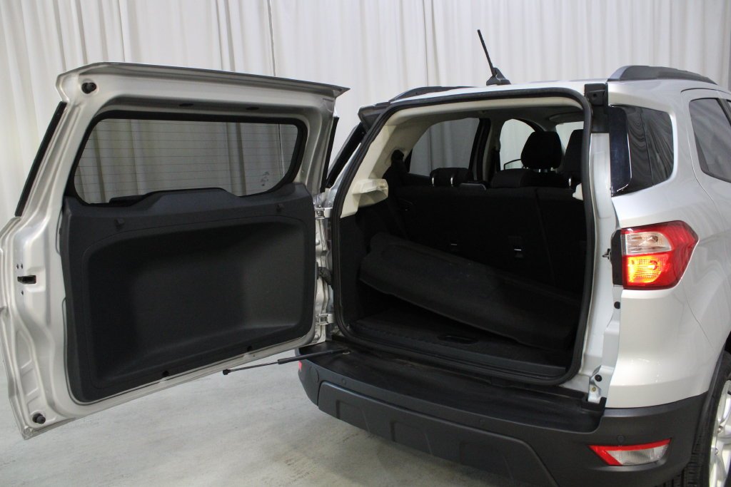 Used 2019 Silver Metallic Ford SE image 32
