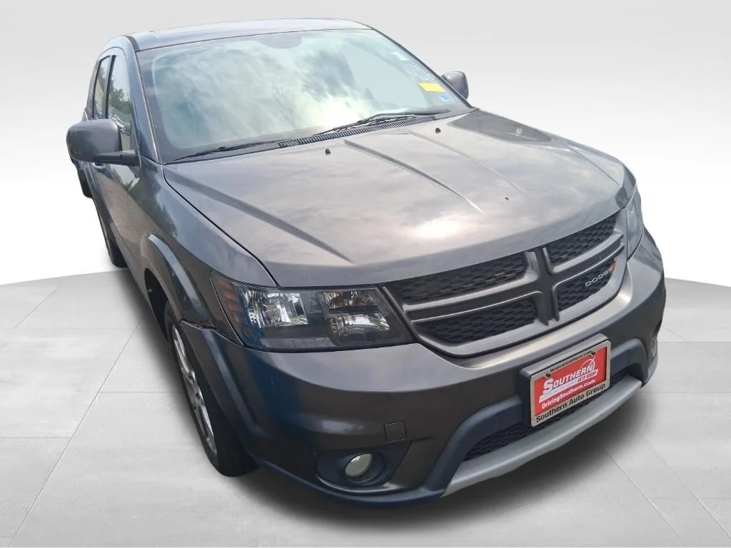Used 2014 Gray Dodge R/T image 3