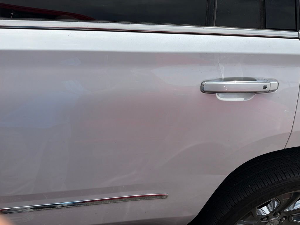 Used 2016 White GMC Denali image 4