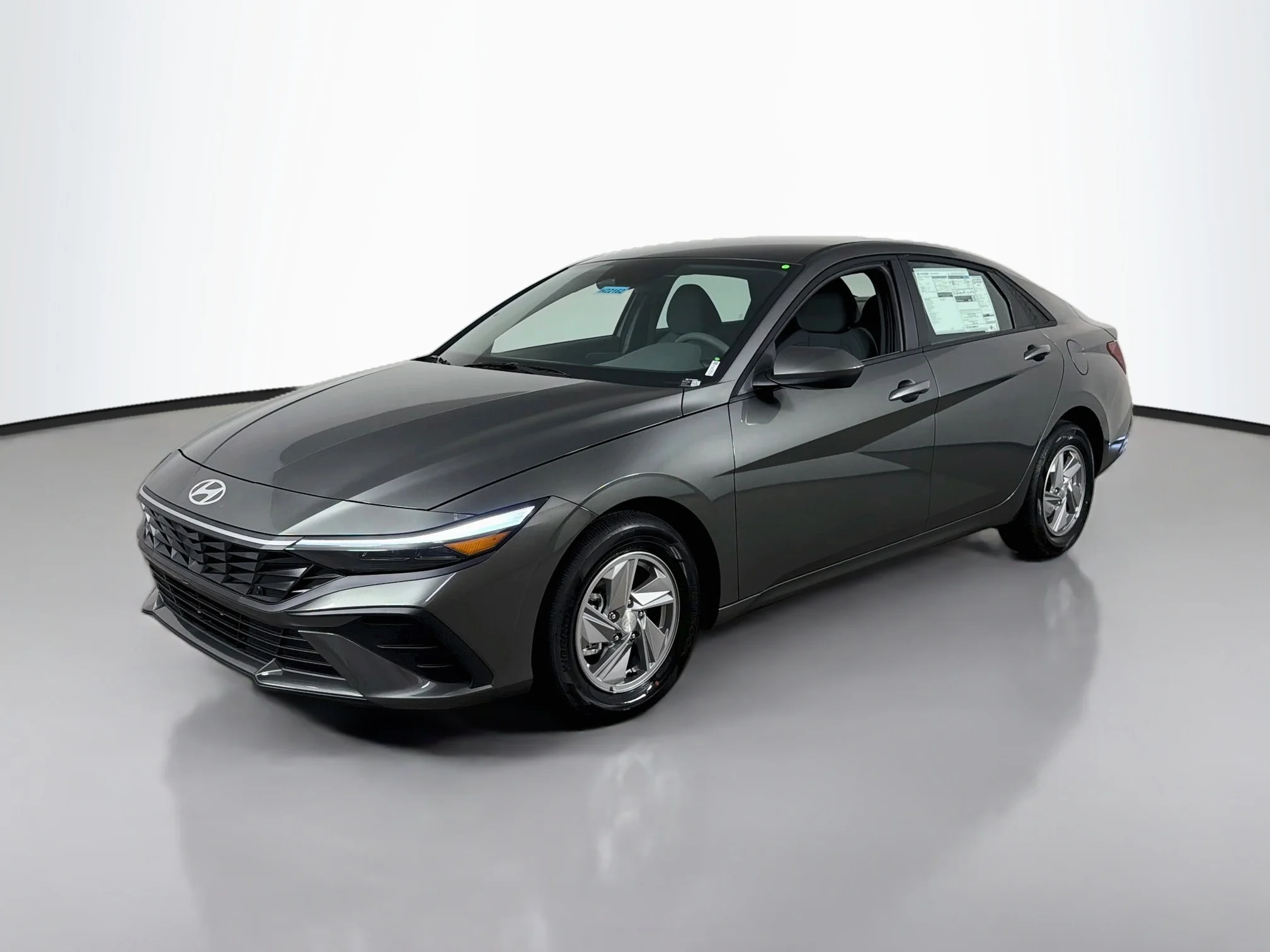 New 2026 Amazon Gray Hyundai SE image 3