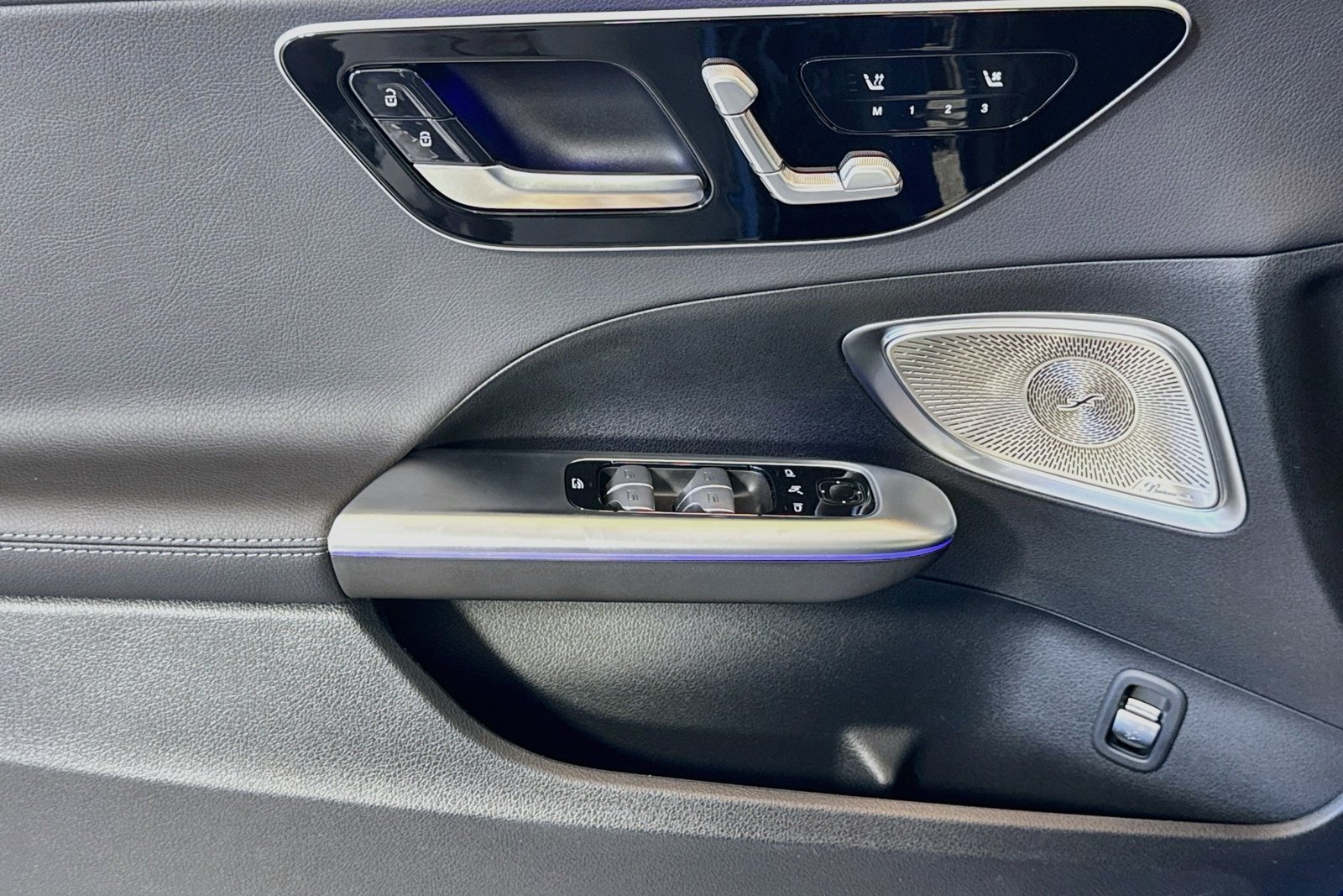 New 2026 Starling Blue Metallic Mercedes-Benz C 300 image 16