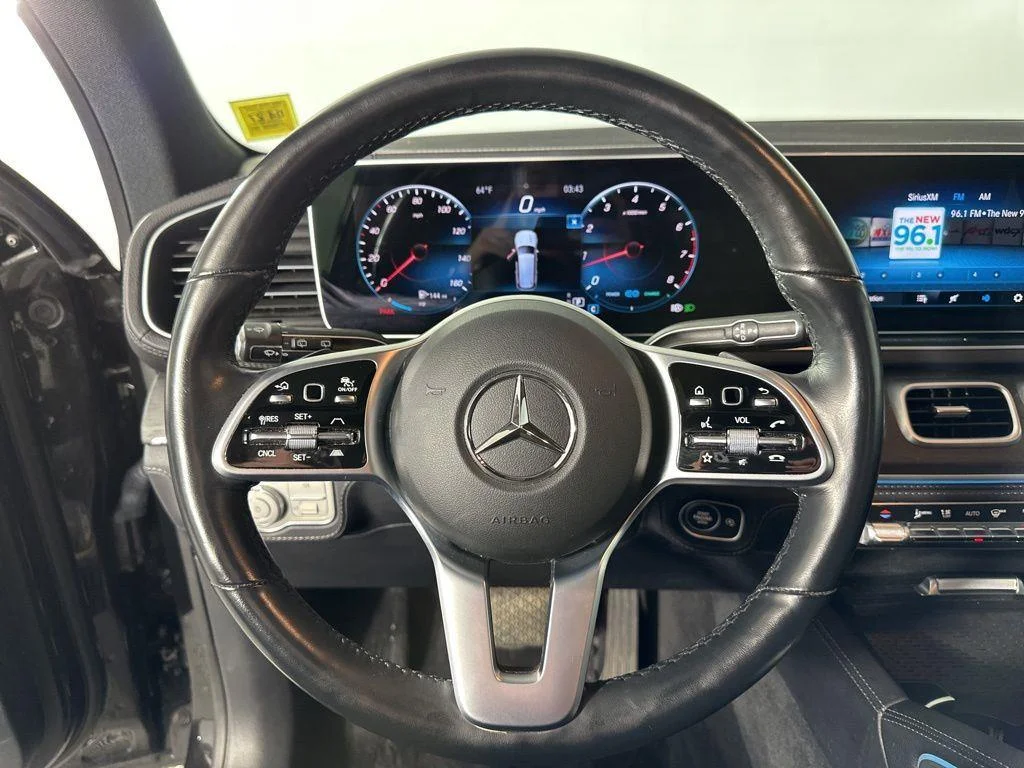 Used 2023 Obsidian Black Metallic Mercedes-Benz GLS 450 image 10