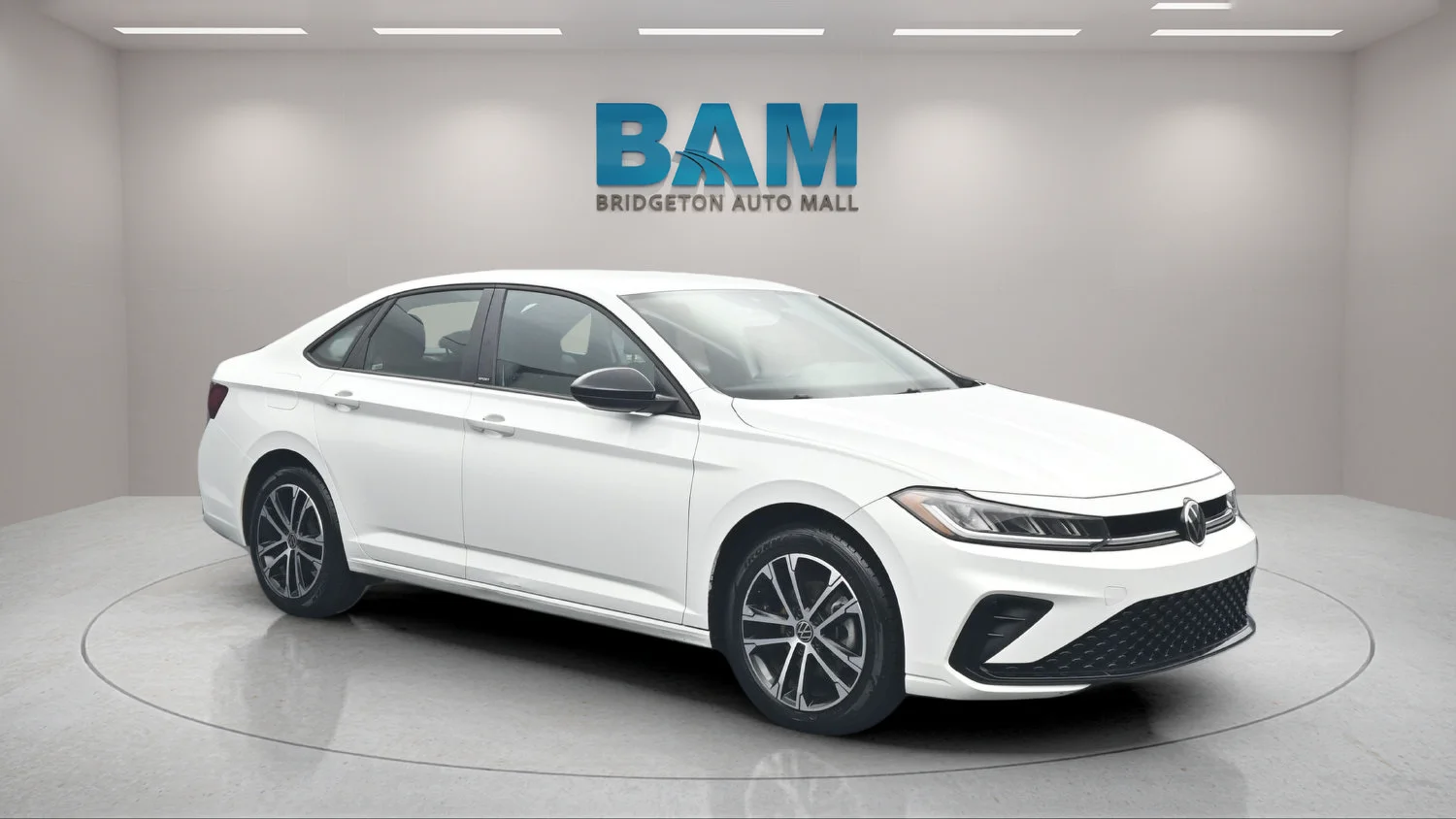 Used 2025 White Volkswagen Sport image 1