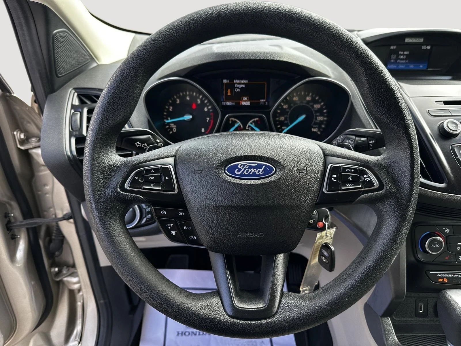 Used 2017 White Gold Ford SE image 10