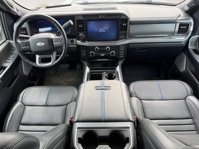 Used 2025  Ford Platinum image 10