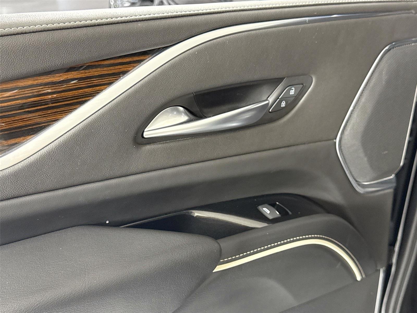 Used 2023 Black Raven Cadillac 4WD Premium Luxury | Super Cruise | Rear Seat Entertainment image 28