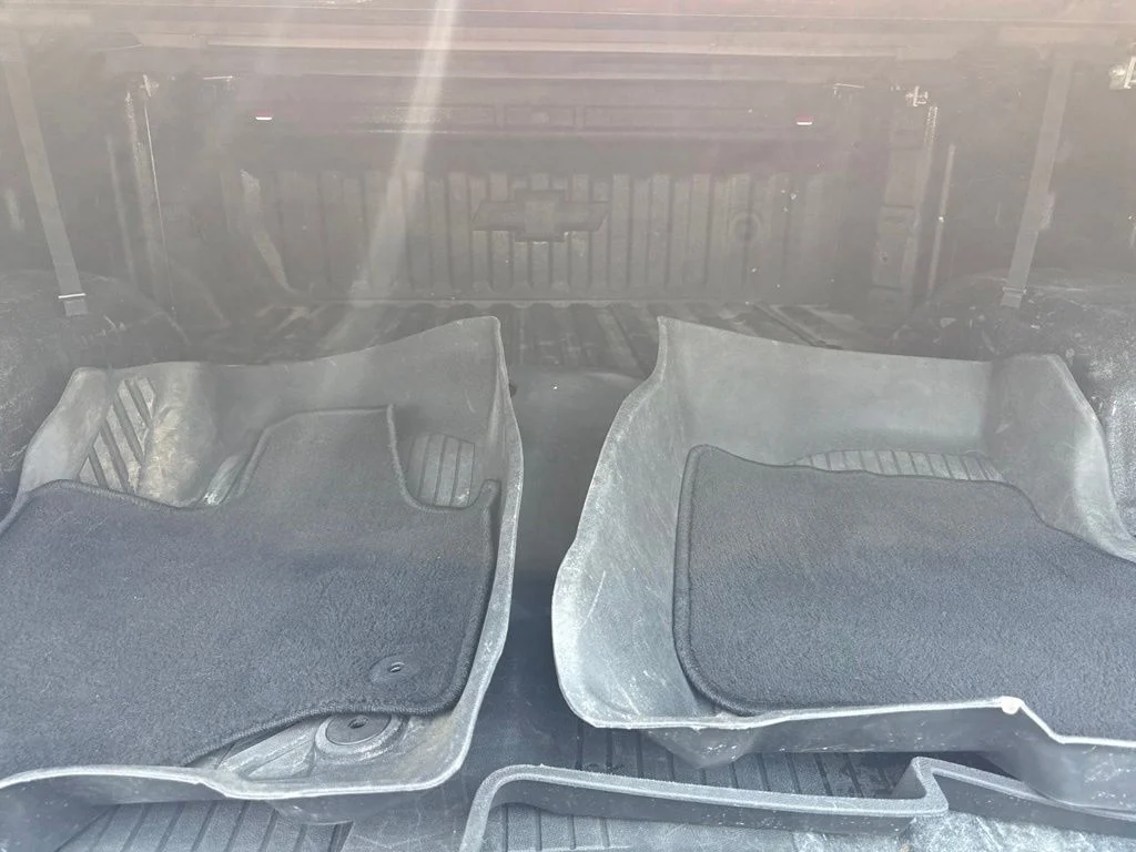Used 2023 Red Chevrolet RST image 17