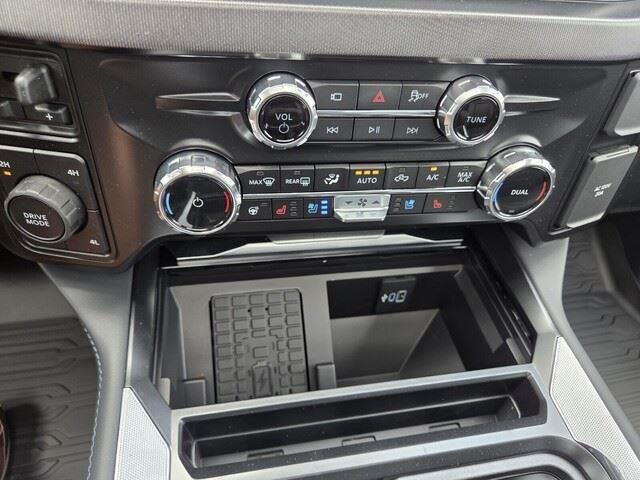 New 2026 Star White Metallic Tri-Coat Ford F-450® Platinum® image 19